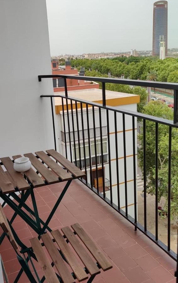 Homefeel Cartuja Sevilla Exterior foto